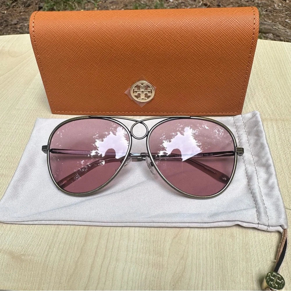 TORY BURCH sunglasses for women aviators with rose pink lenses metal NEW + CASE - Picture 11 of 11